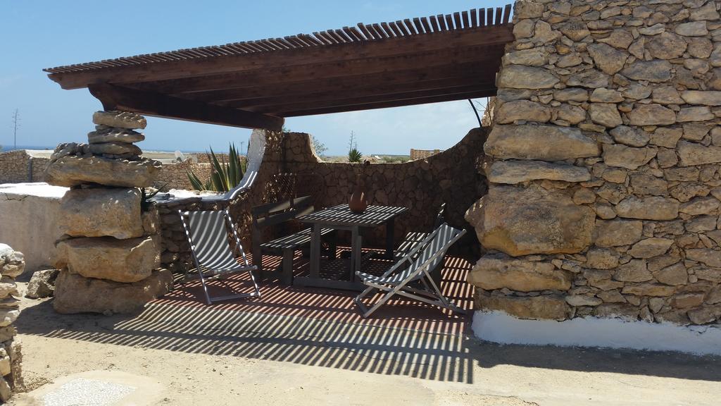 I Dammusi Di Pippo Apartment Lampedusa Exterior foto